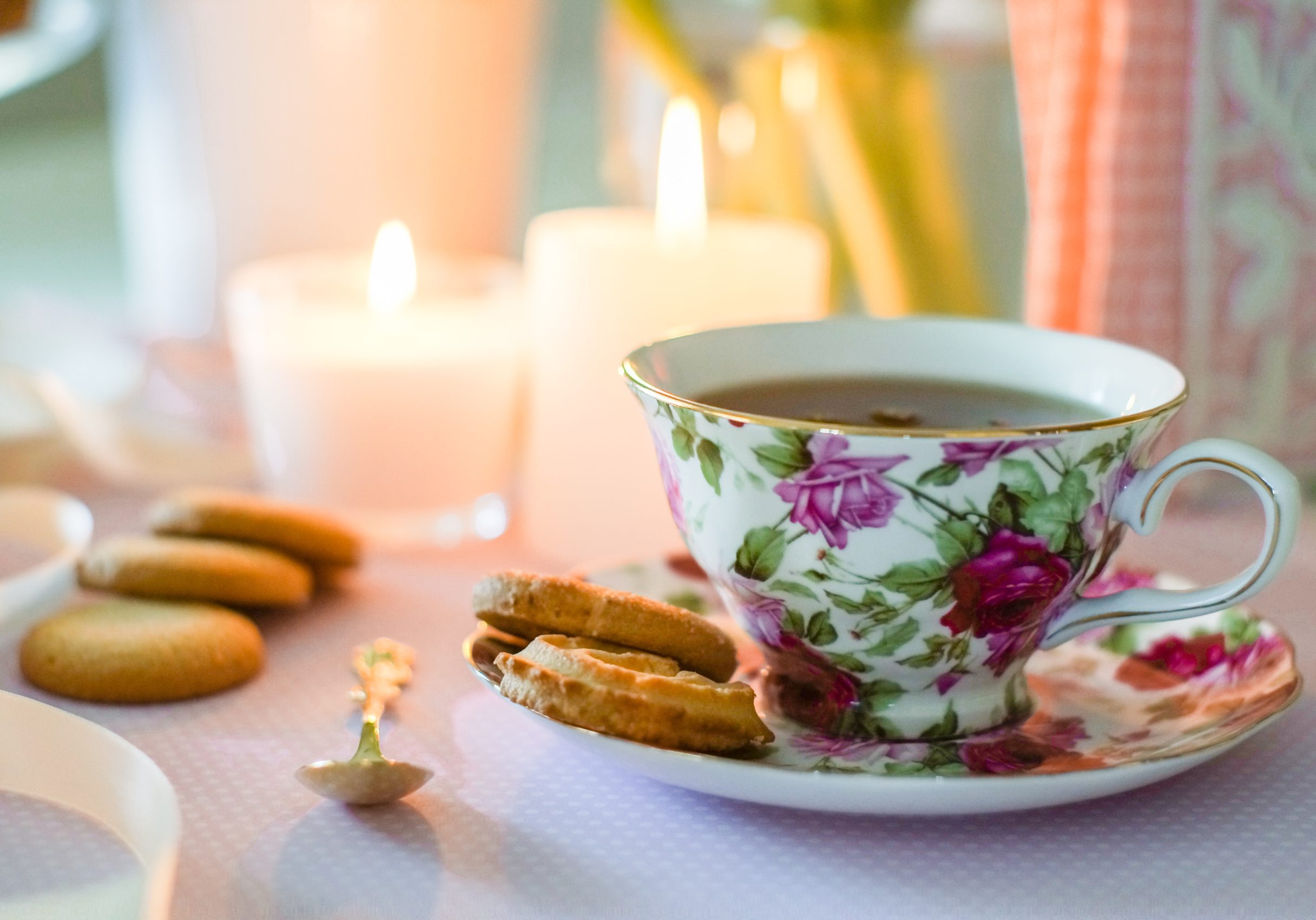 English tea with cookies